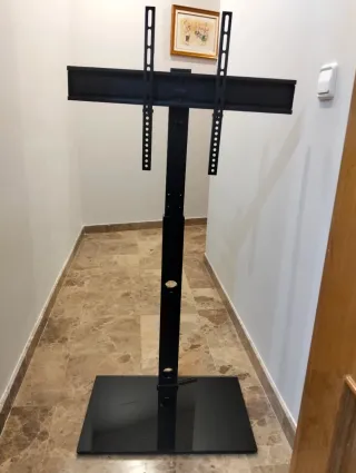Soporte movible para television