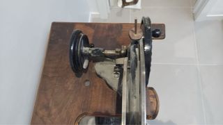 Máquina zapatero para coser cuero