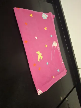 Lenzuolo per culla con stelle e pianeti