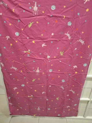 Lenzuolo per culla con stelle e pianeti