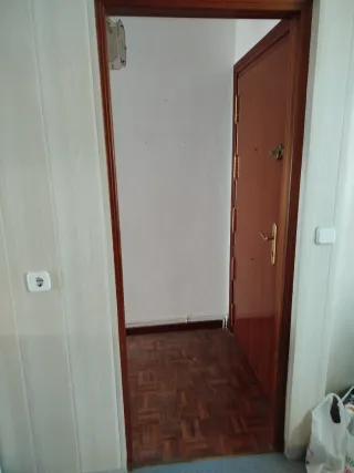 Puerta plegable madera con cristal