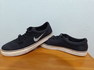 Tenis Nike SB Negro Talla 40