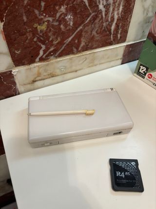 Nintendo DS Lite Pack Découverte 42 Giochi