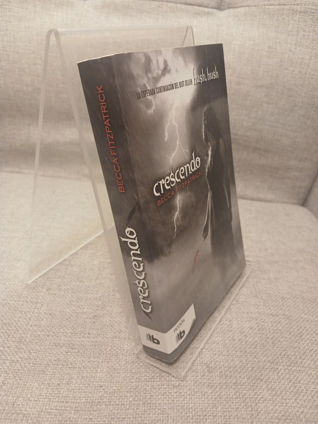 Crescendo (Hush, Hush)
