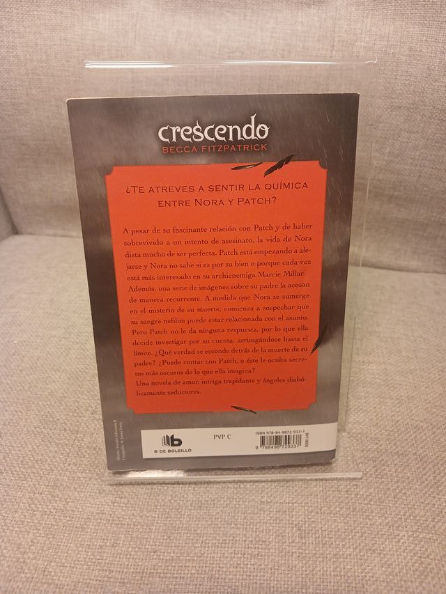 Crescendo (Hush, Hush)