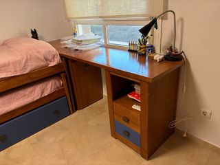 Cama nido madera con cajones, escritorio y zaptero