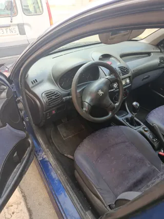 Peugeot 206 1999