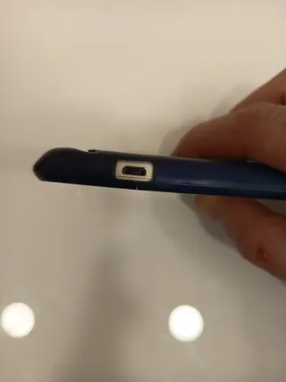 Motorola MOTOLUXE SL (funciona) + microSD 2GB