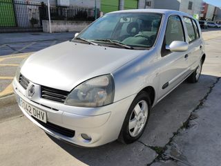 Renault Clio 2005