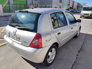 Renault Clio 2005