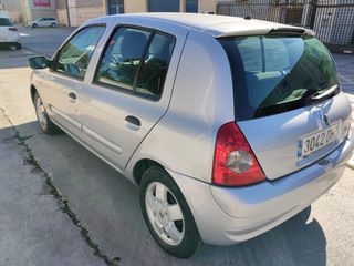 Renault Clio 2005