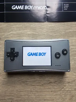 Pack Game Boy Micro con caja