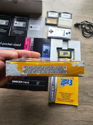 Pack Game Boy Micro con caja