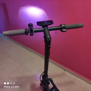 Patinete Eléctrico Navee v-25.