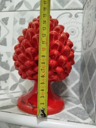 Pigna Ceramica Rossa Decorativa verus Caltagirone