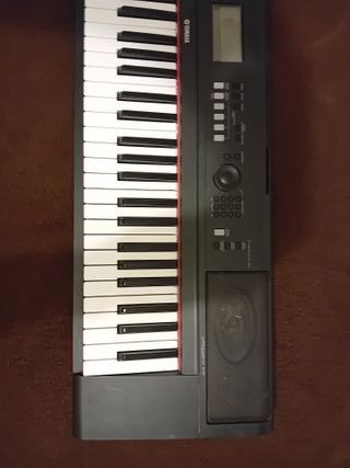 Piano Yamaha Piaggero NP-V60