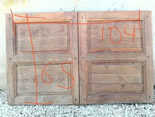 Ventana doble rústica antigua