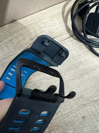 Reloj deportivo TomTom negro y azul