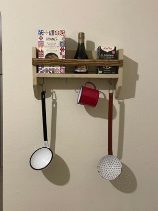 Mensola in legno da cucina