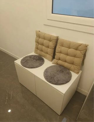 Zapatero blanco con asiento y almacenaje