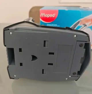 Perforadora Maped Easy - 50% Esfuerzo