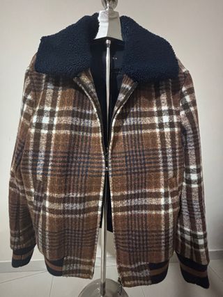 Cazadora Zara cuadros hombre