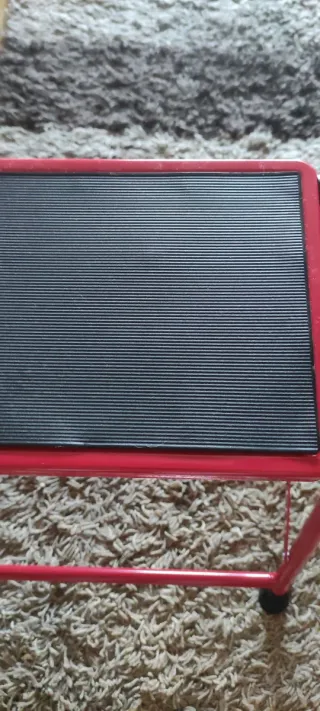 Escalera de 2 peldaños roja