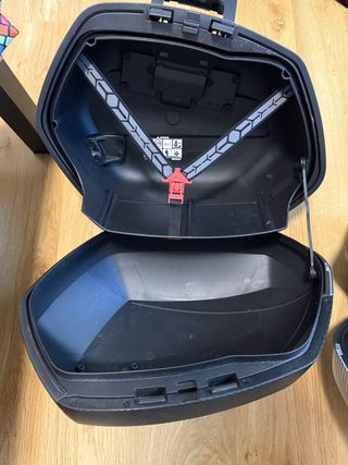 Maletas Laterales SHAD SH36 Carbono