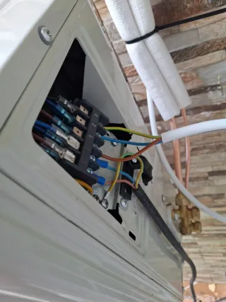 Instalador de aire acondicionado