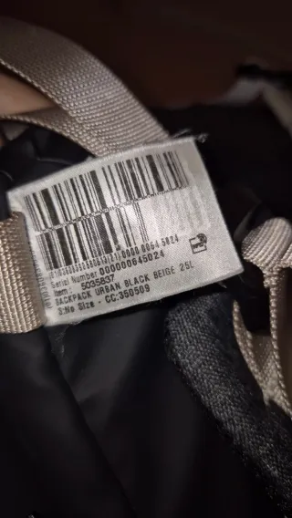 Mochila Negra y Gris