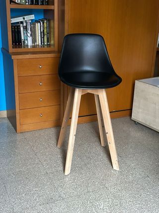 Taburete Negro Madera
