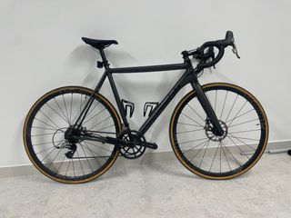 Cannondale caad10 black inc