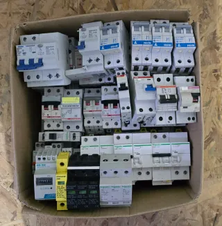 Lotto magnetotermici ABB, Siemens, Schneider