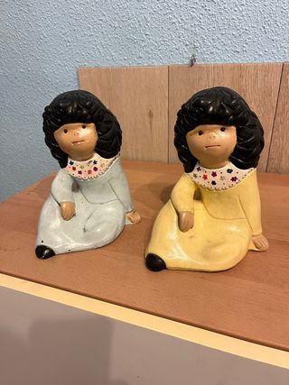 Coppia di bambole in ceramica