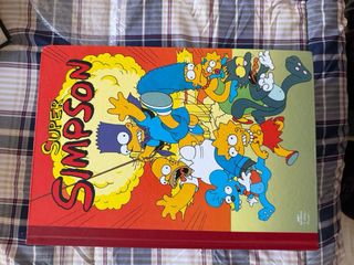 Lote comic simpsons y mortadelo y filemon