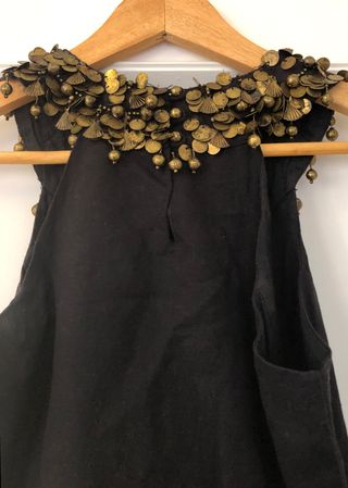 Vestido negro y dorado de Anthropologie, XS