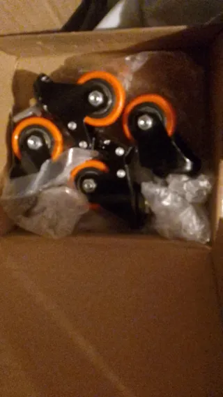 Ruedas pequeñas para bases y estructuras