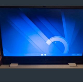 Portátil ASUS en su caja original, esta impecable.