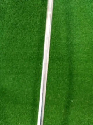 Palo de golf Wilson 1200 N°8