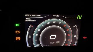 CF Moto 700 MT Negra/Gris