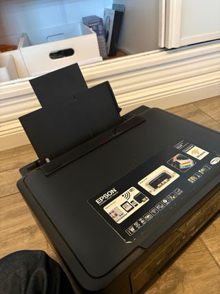 Impresora Epson Stylus SX235W WIFI (CON CARTUCHOS)