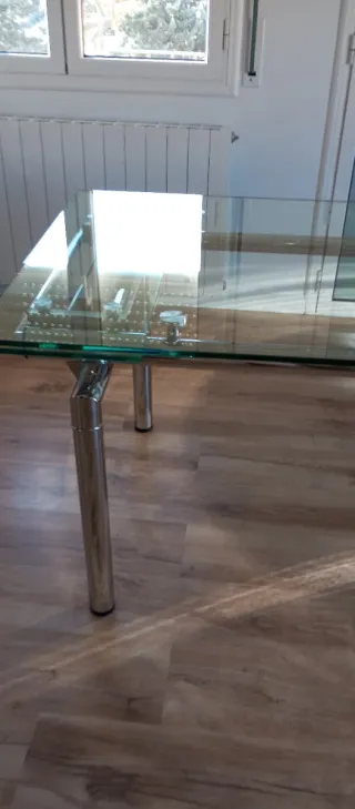 Mesa de cristal moderna