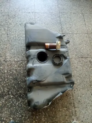 Deposito renault super 5