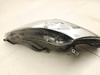 FARO IZQUIERDO TOYOTA VERSO (AUR2/ZGR2) 1ADFTV 81