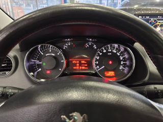 PEUGEOT 3008 1.6 BLUE-HDI 120 CV ALLURE