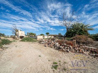 Solar en venta en Carrús Est - Camí dels Magros en Elche