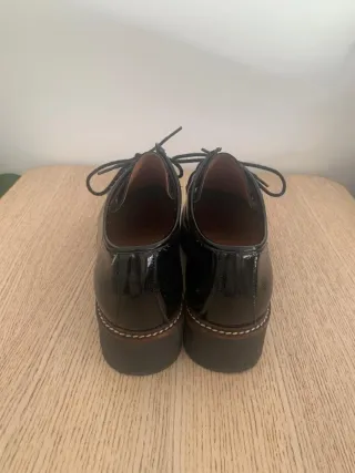 Zapatos rock and rose charol cordones negros