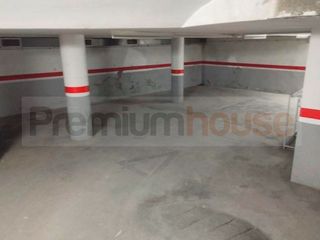 Garaje en venta en Passeig Maragall - Zona Estació en Gavà
