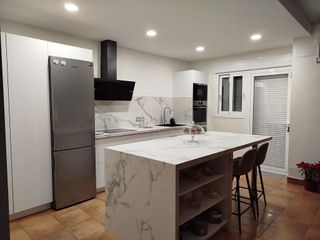 Casa adosada en venta en La Paz en Alcalá de Guadaira