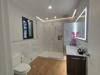 Casa adosada en venta en La Paz en Alcalá de Guadaira